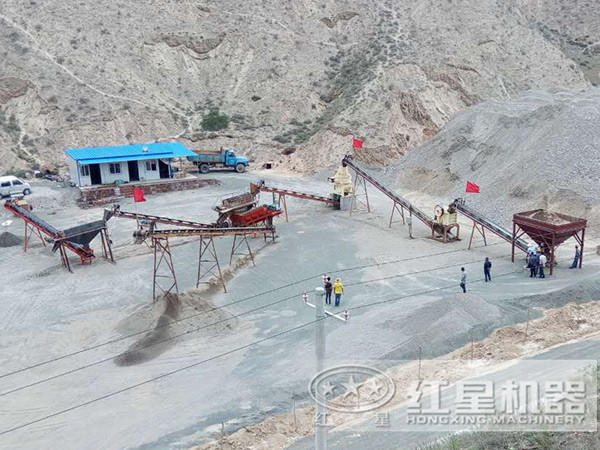 由红星机器配置的砂石生产线 由红星机器配置的砂石生产线