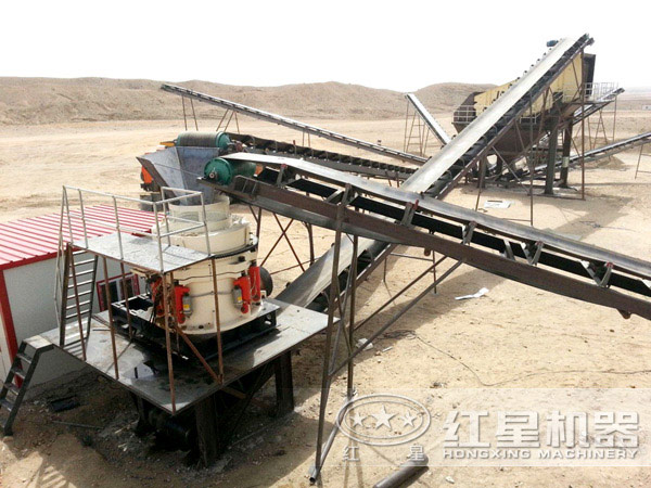 湖北襄阳时产150吨多缸液压圆锥破碎机现场